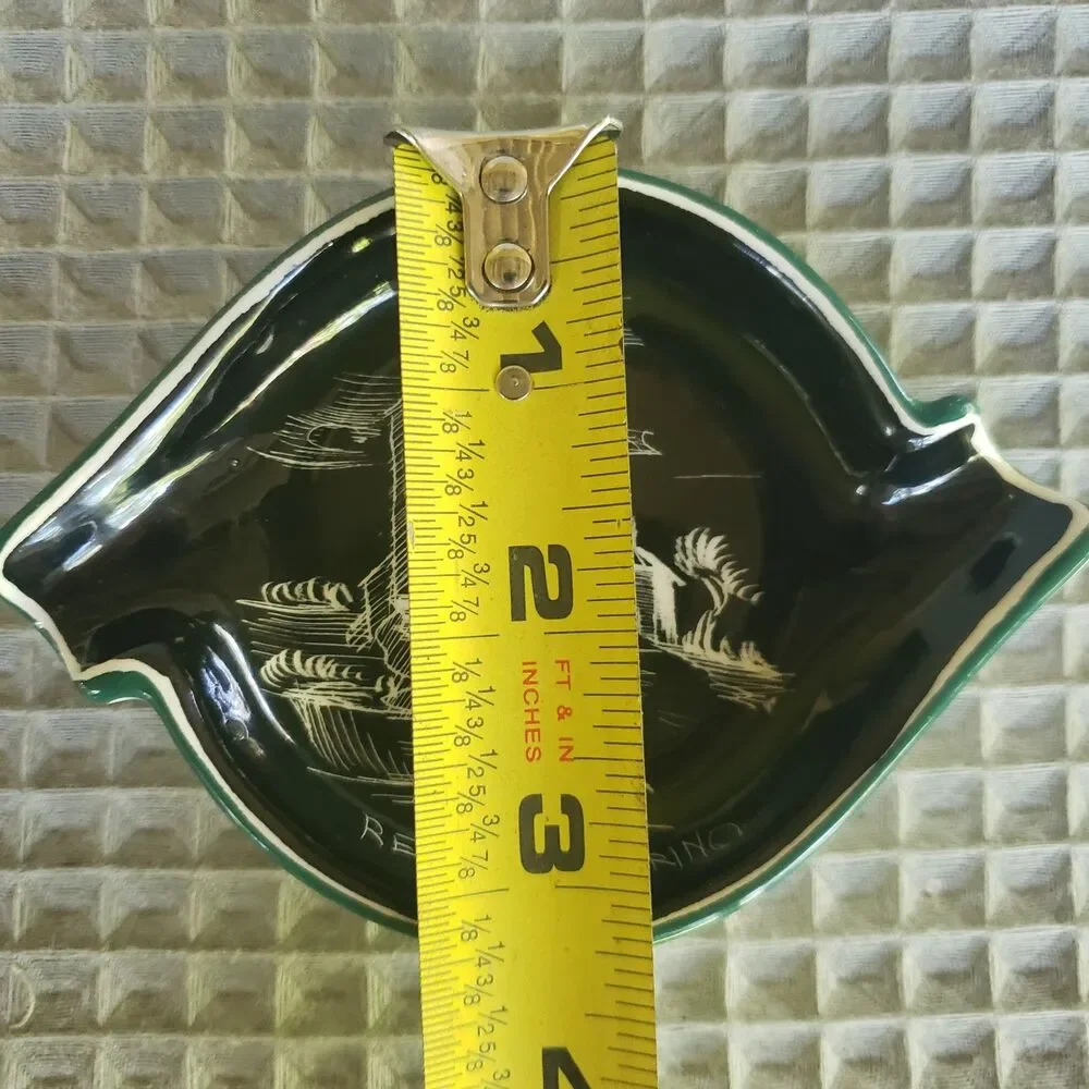 Vintg San Marino Sgraffito Ceramic Ashtray Small Leaf Dish Black Green Fortress
